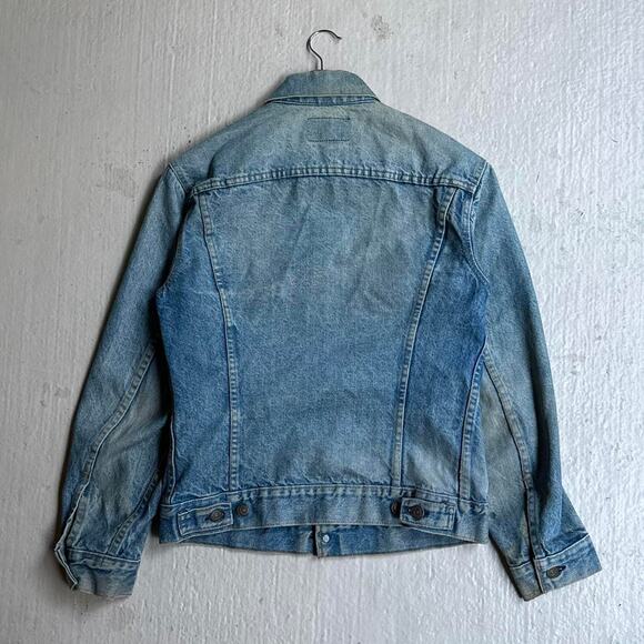 Vintage Levi’s Buttoned Denim Men's S Jacket - Picture 2 of 8